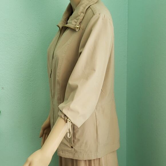 Chico's 3/4 Sleeved Zynergy Jacket Size 1 - Picture 4 of 7